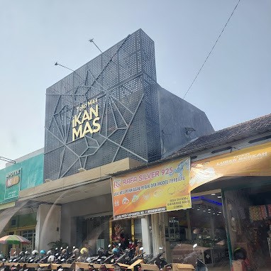 Cabang Stargold TOKO MAS IKAN MAS KEDUNGWUNI